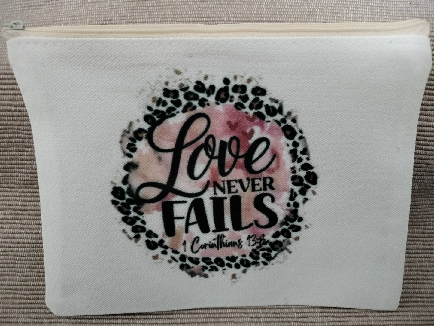 Adult Scripture Canvas Bag - Love Never Fails