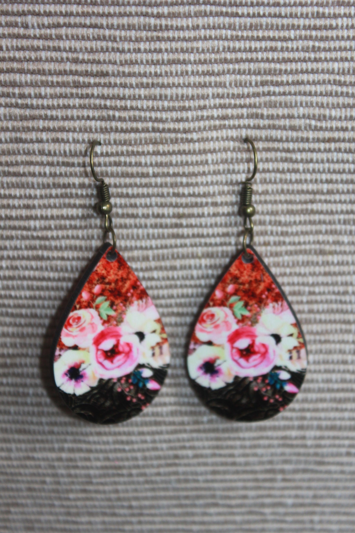 Tear drop Earrings - Flowers