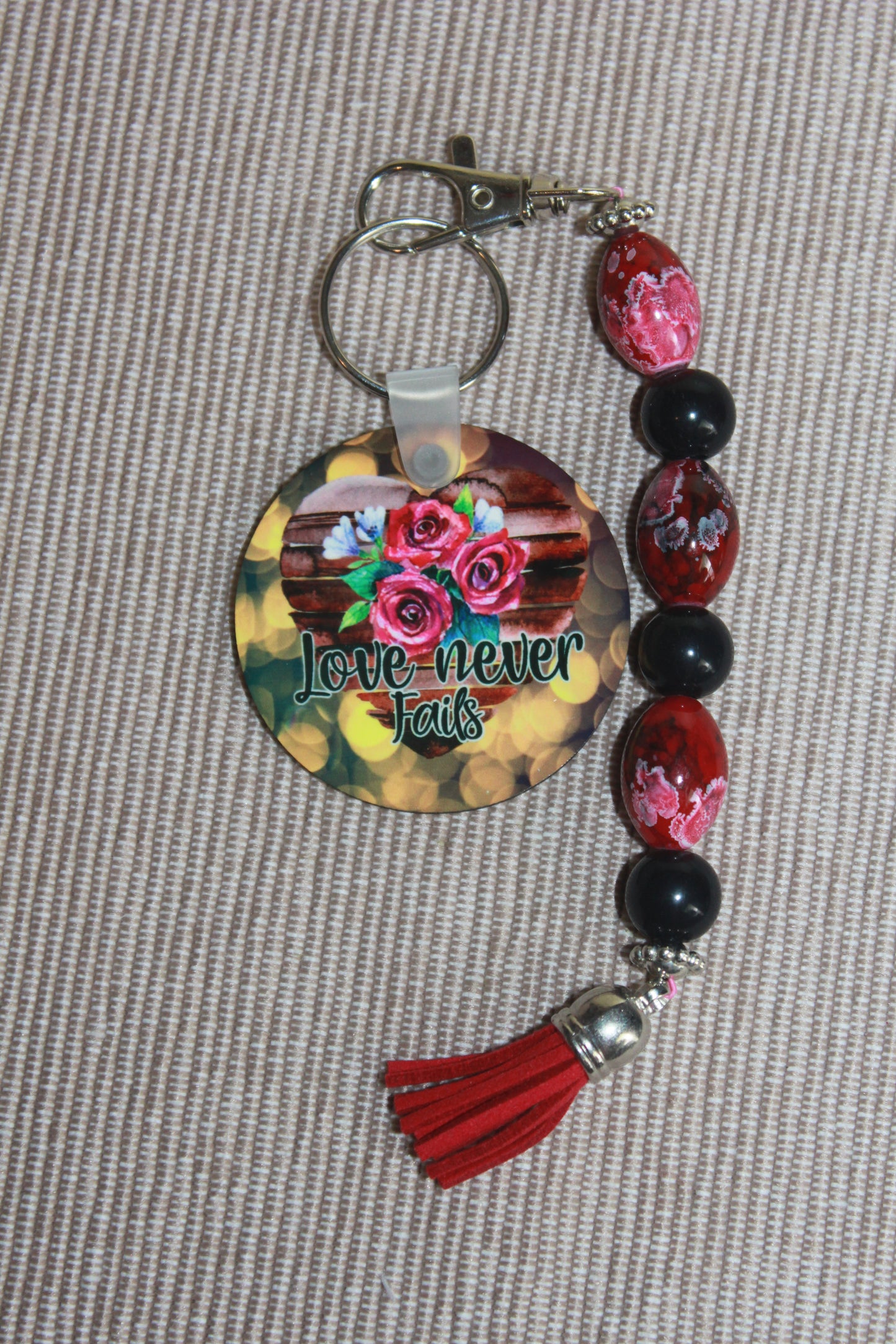 Beaded Key Ring  - Love Never Fails